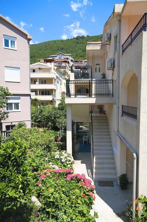 Apartments Raicevic Будва Экстерьер фото